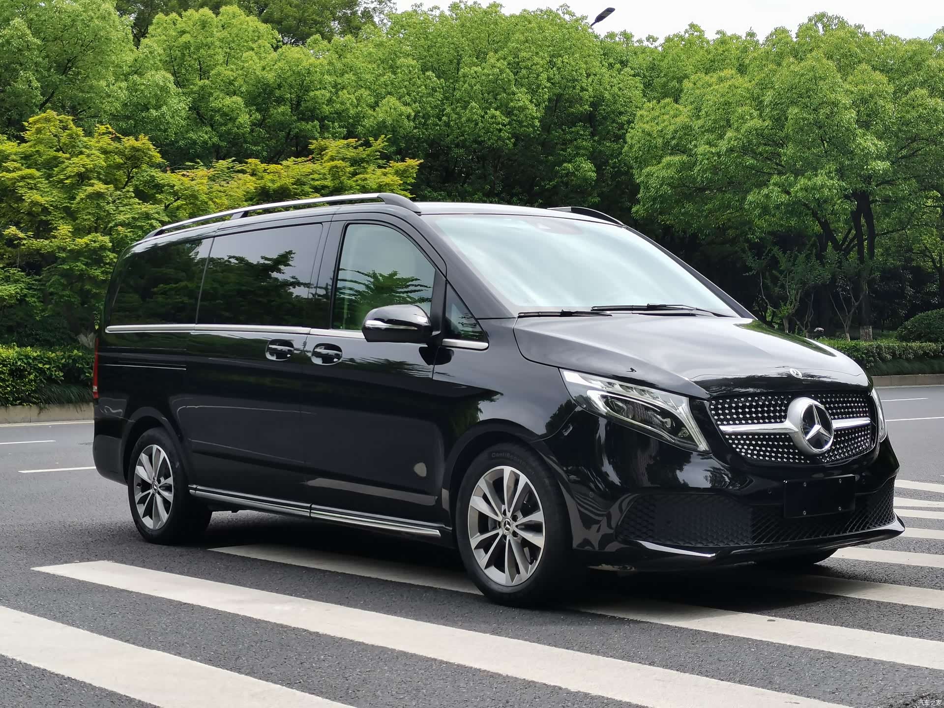 Mercedes-Benz V-Class, 2022 3