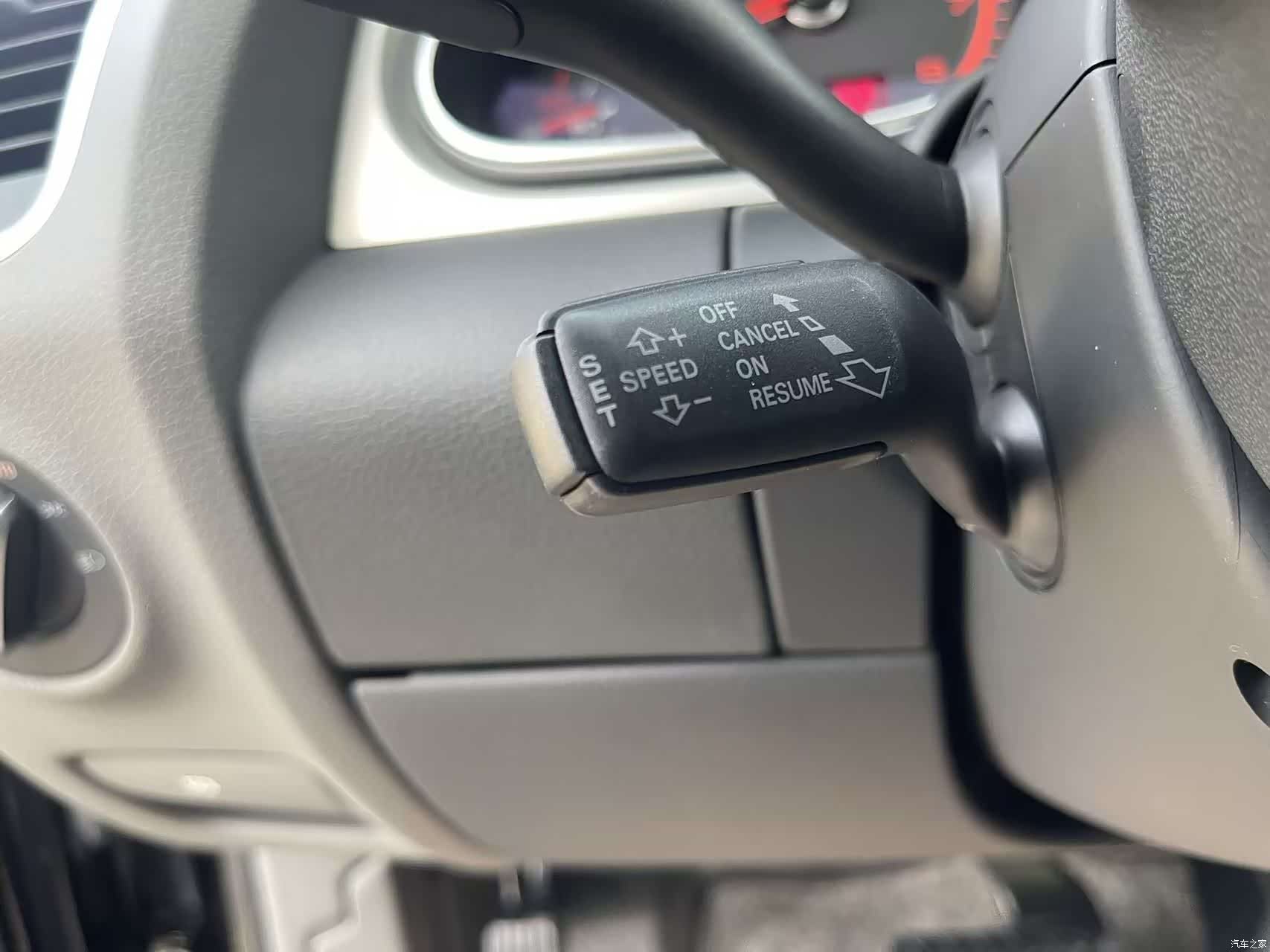 Audi Q7, 2011 24