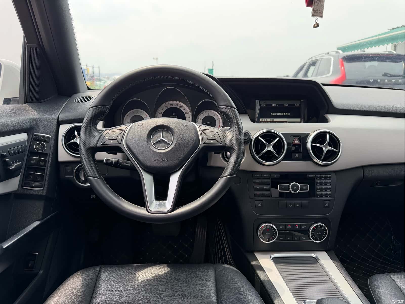 Mercedes-Benz GLK-Class, 2014 13
