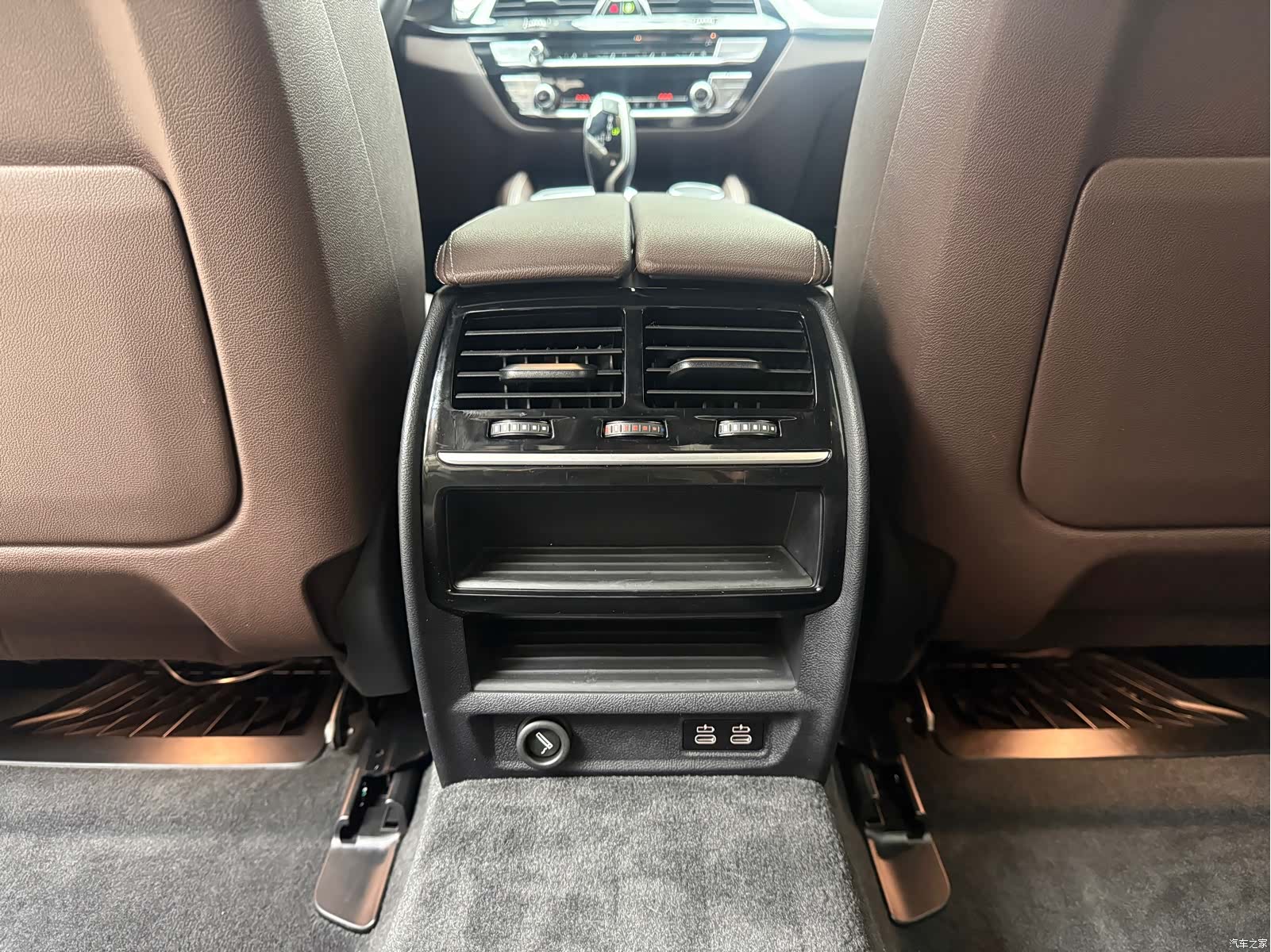 BMW 5 Series, 2024 13