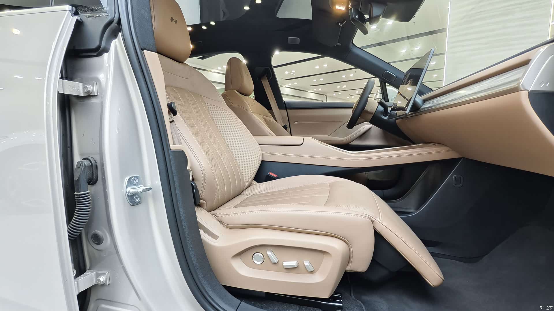 NIO L60, 2025 13