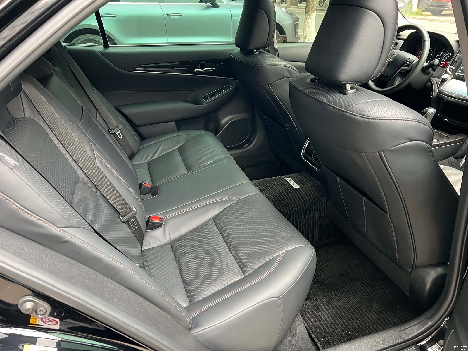 Toyota Crown, 2018 22