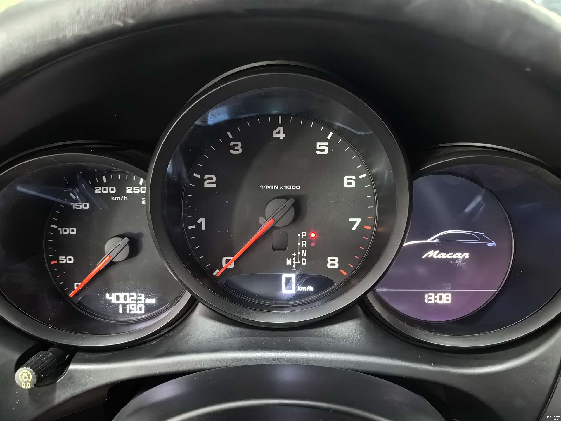 Porsche Macan, 2019 11