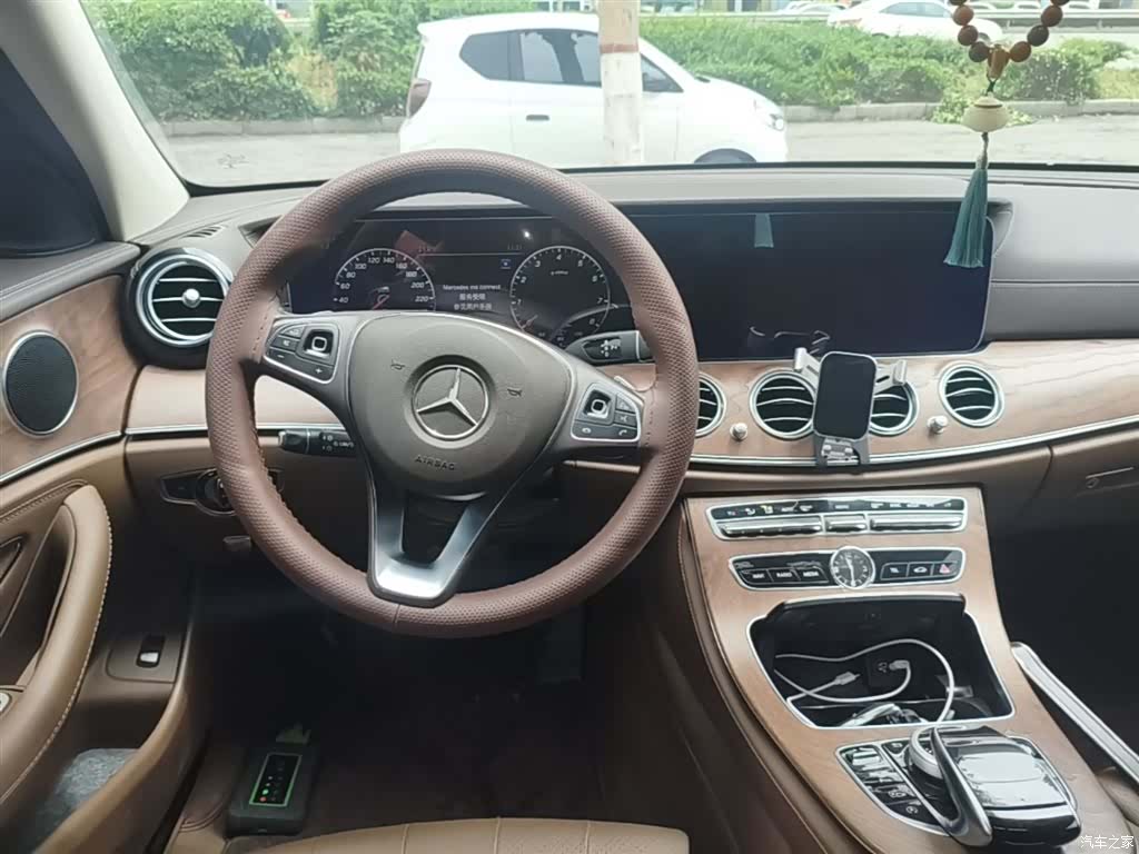 Mercedes-Benz E-Class, 2018 11