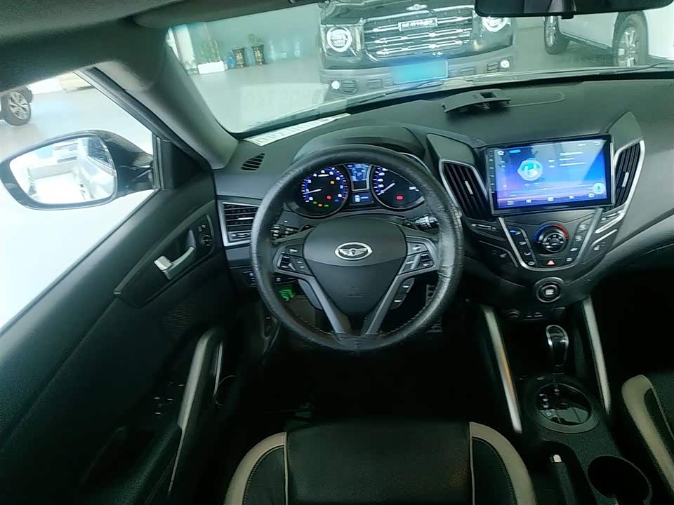 Hyundai Veloster Hyundai Veloster