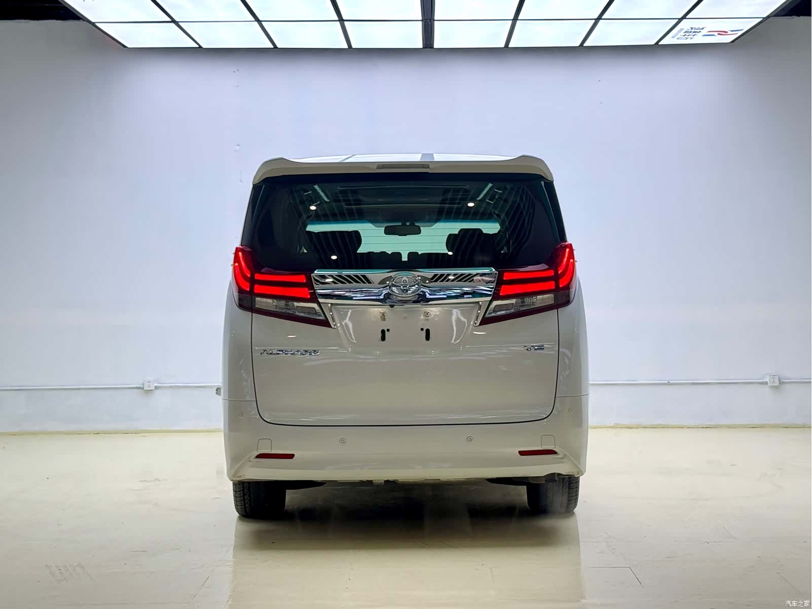 Toyota Alphard, 2015 17