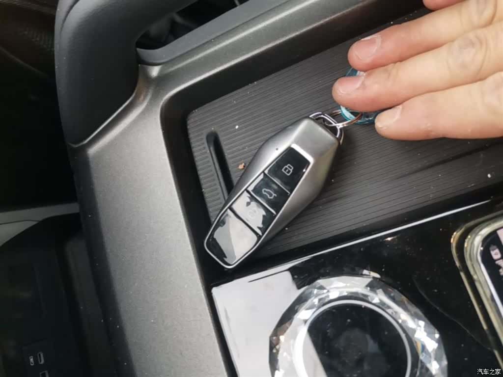 Chery iCAR, 2025 9