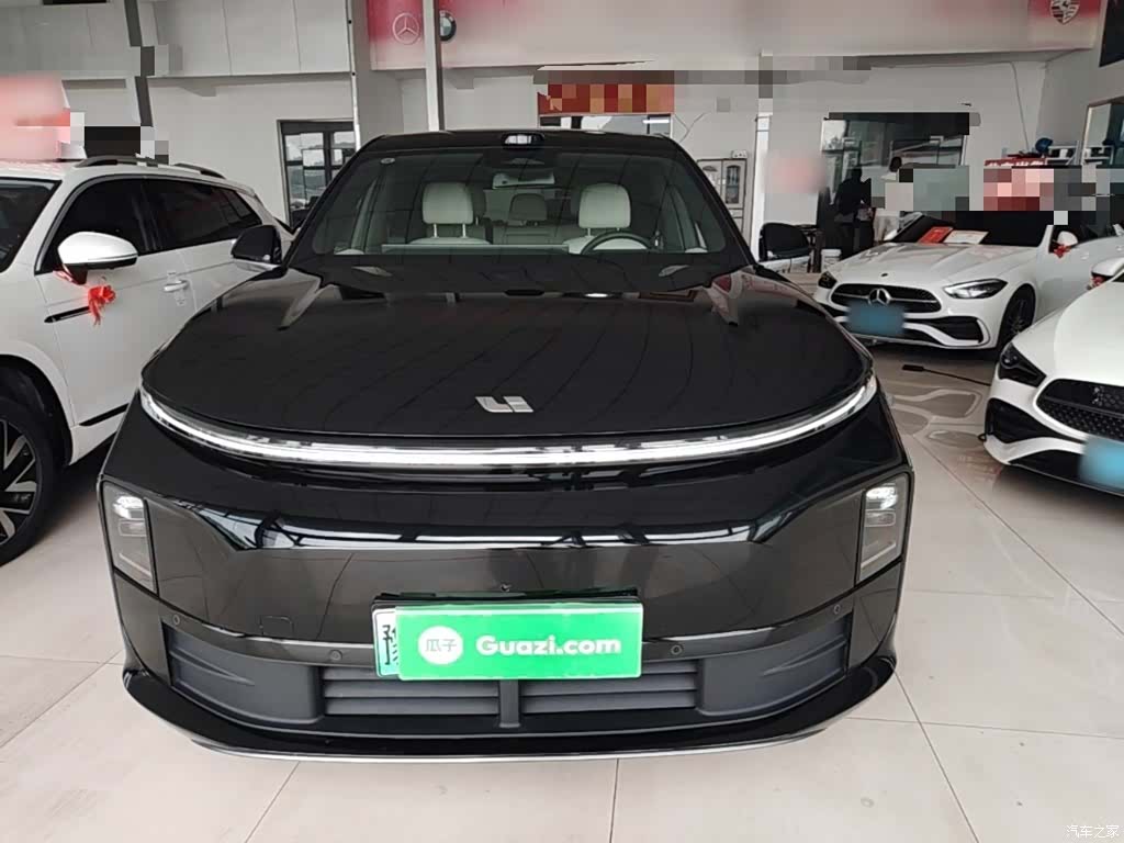 Li Auto L6, 2025 3