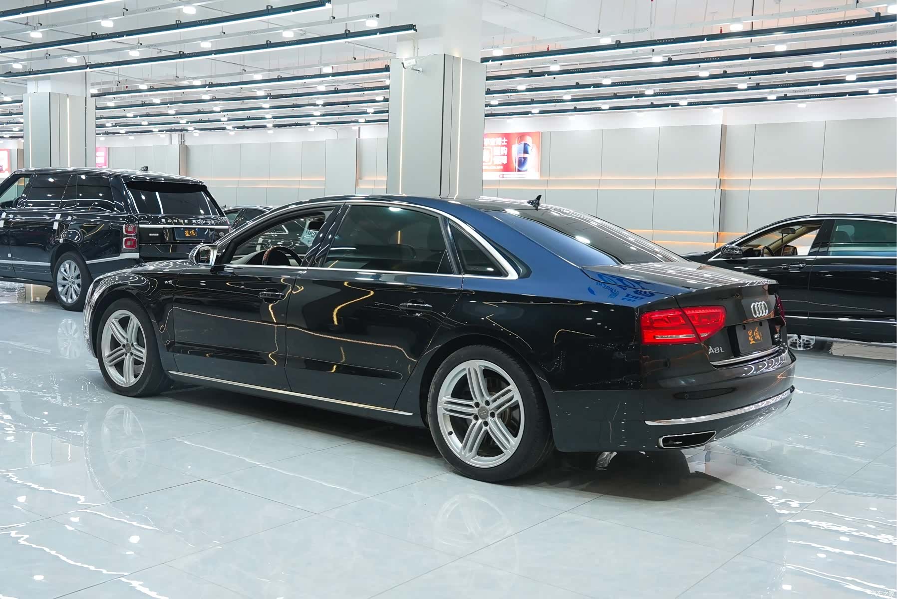 Audi A8L, 2012 8