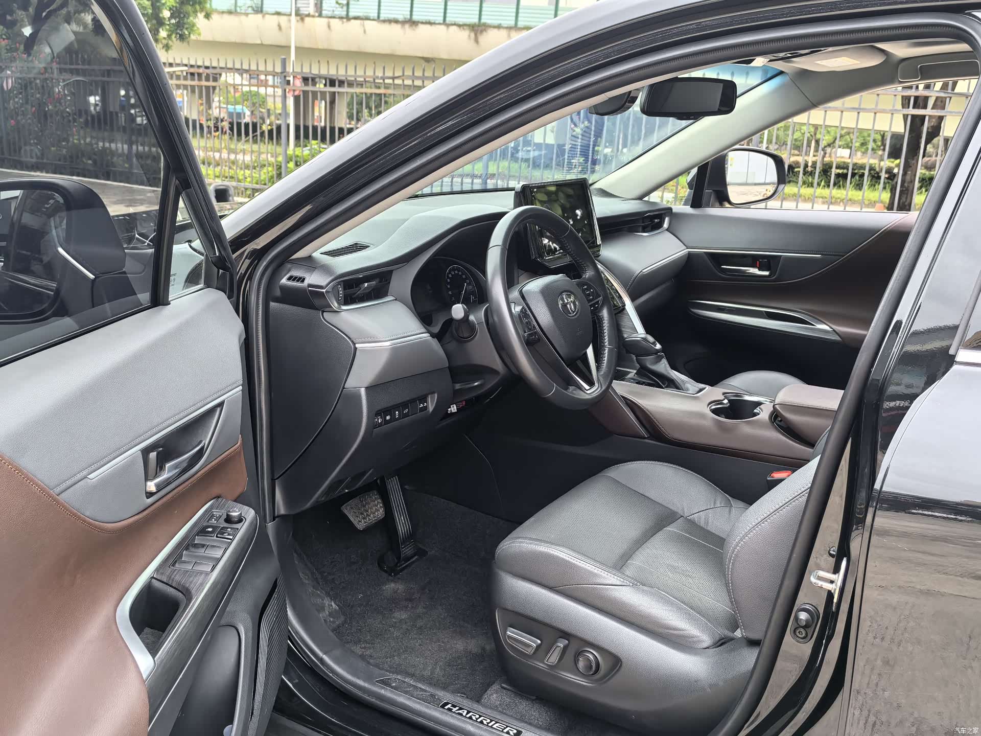 Toyota Harrier, 2022 8