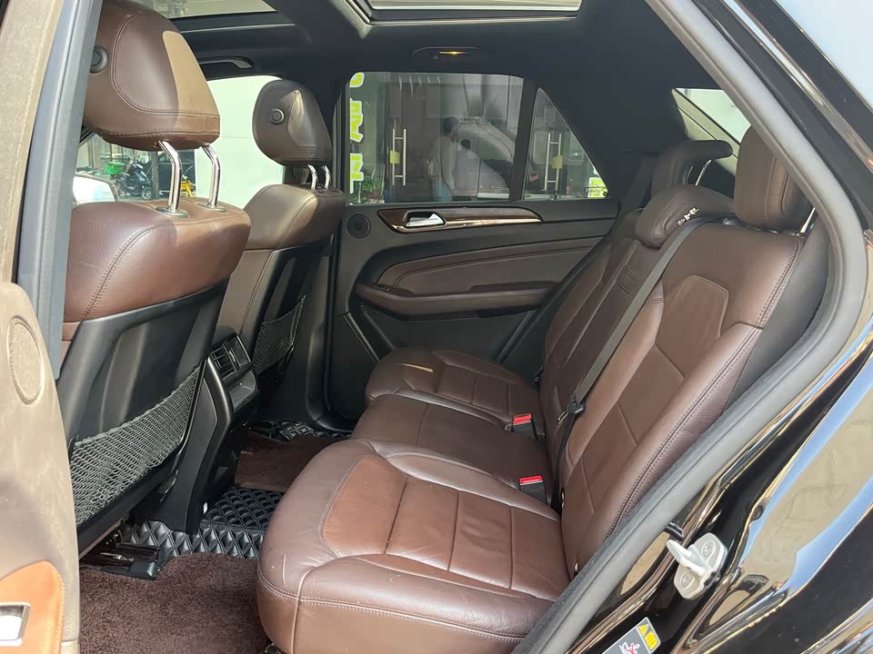 Mercedes-Benz M class