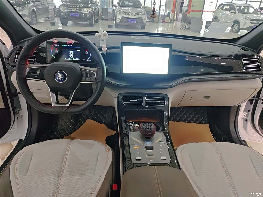BYD Qin, 2025 10