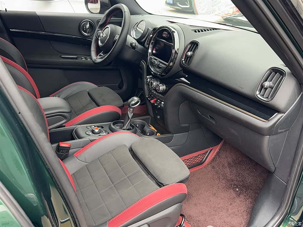 Mini Countryman, 2019 11