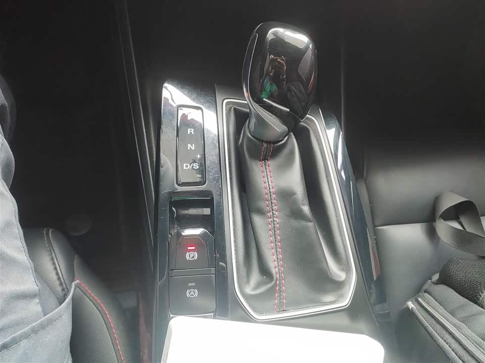 MG MG5