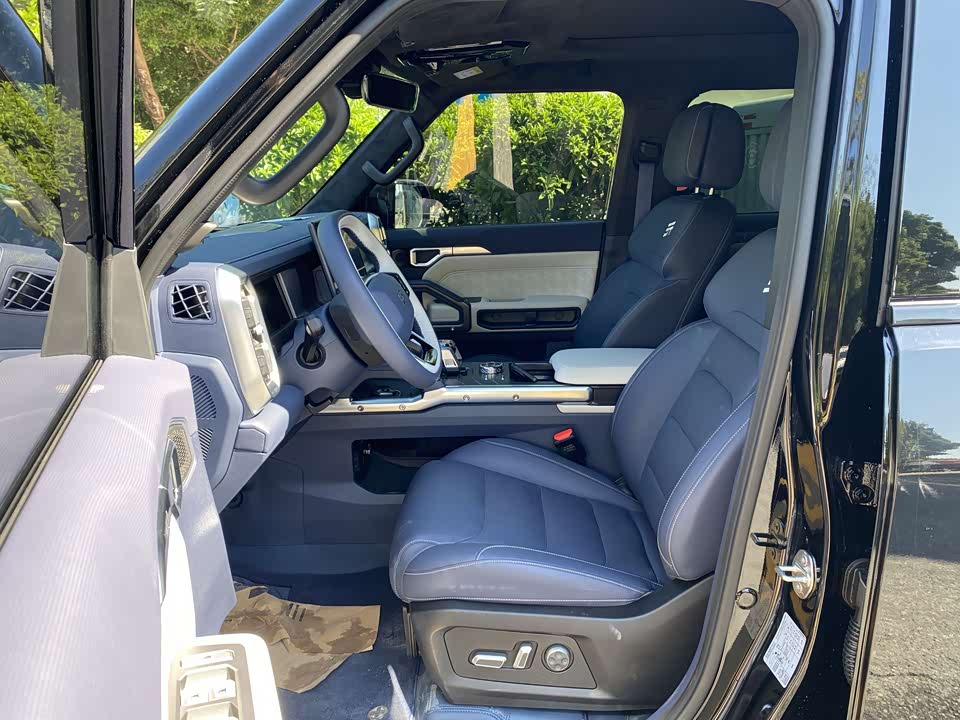 Jetour Jet Traveler C-DM