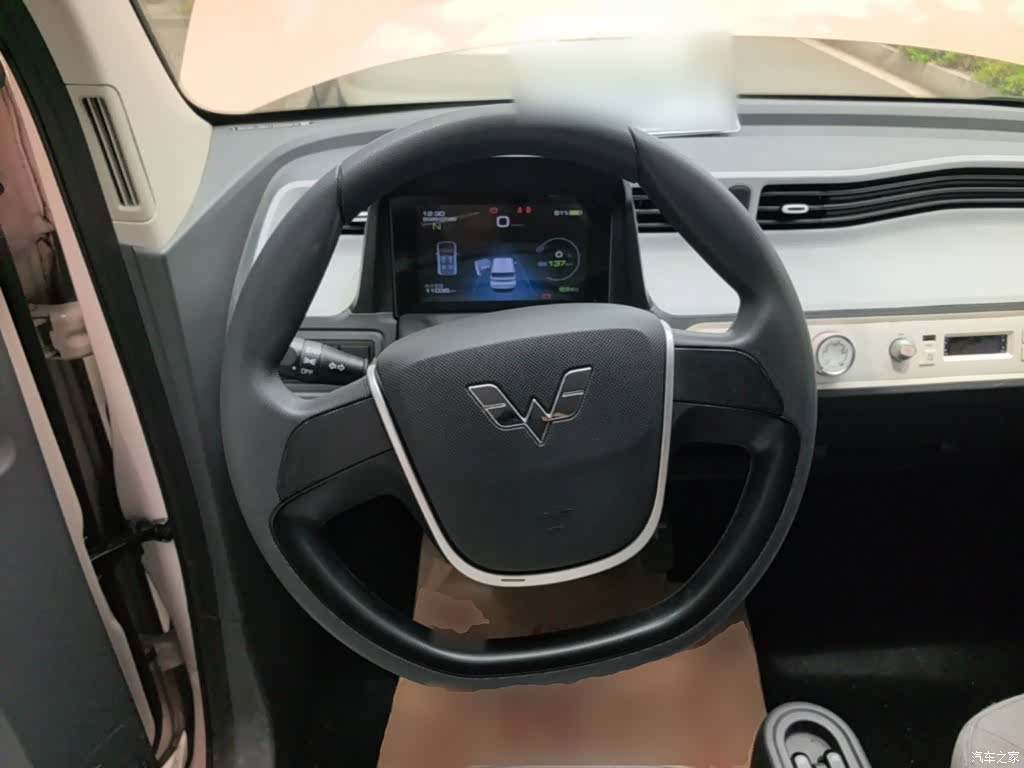Wuling MINIEV, 2023 11