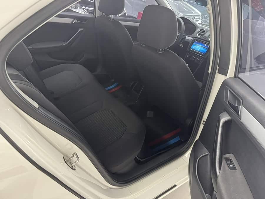 Volkswagen Jetta 2016, фото 5