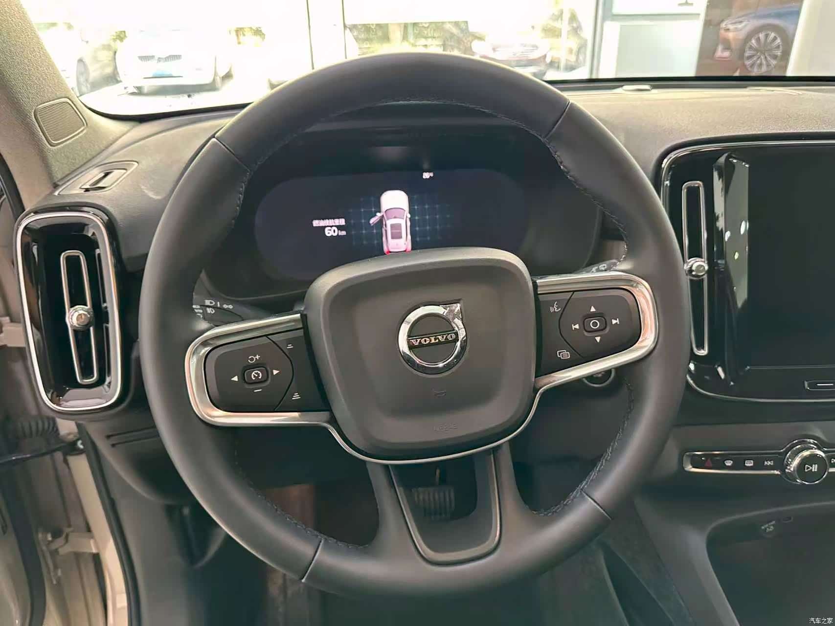Volvo XC40, 2024 18