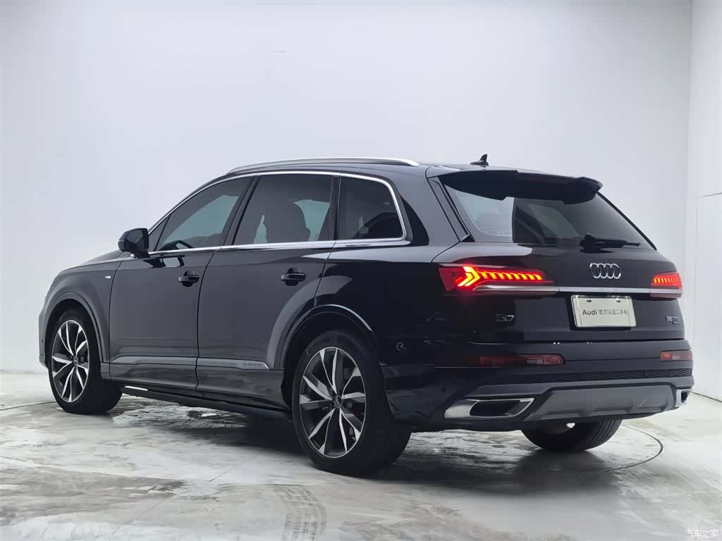 Audi Q7, 2023 6