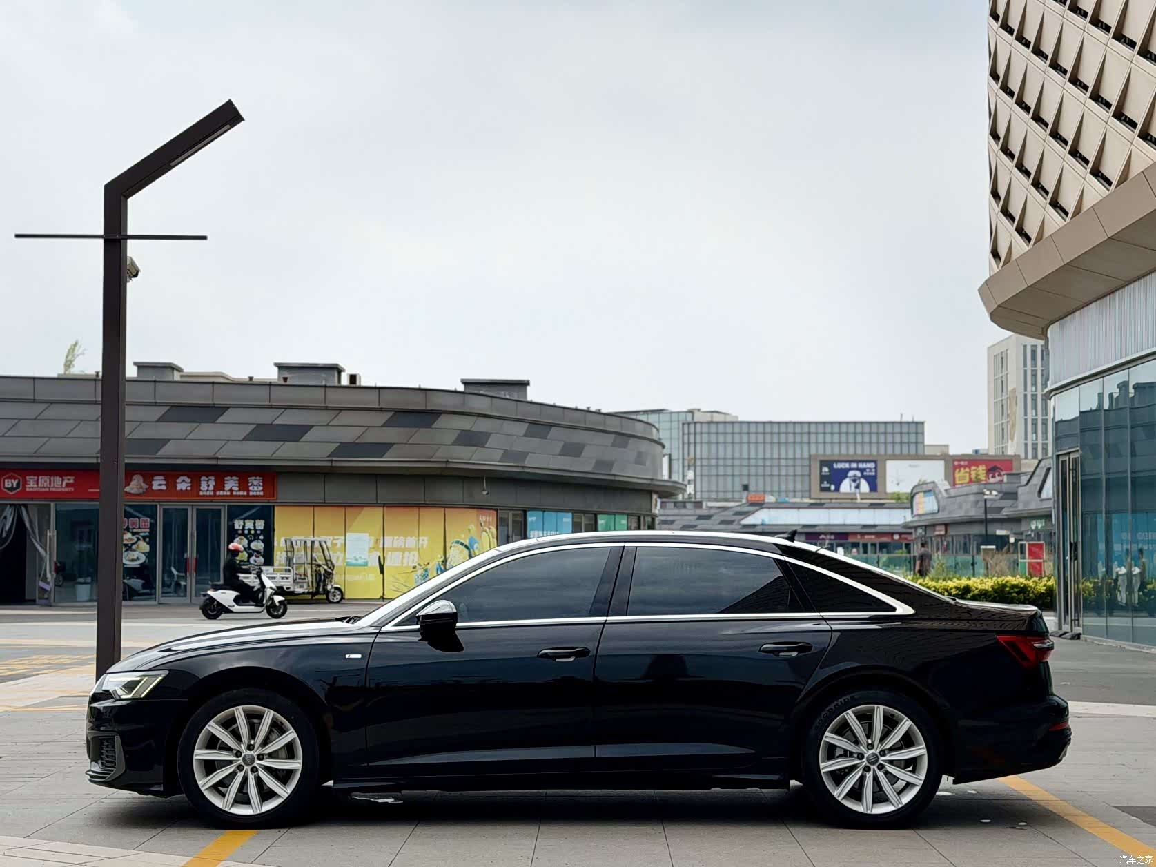 Audi A6L, 2020 3