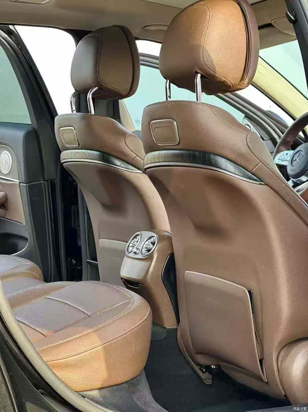 Mercedes-Benz E-Class, 2019 6
