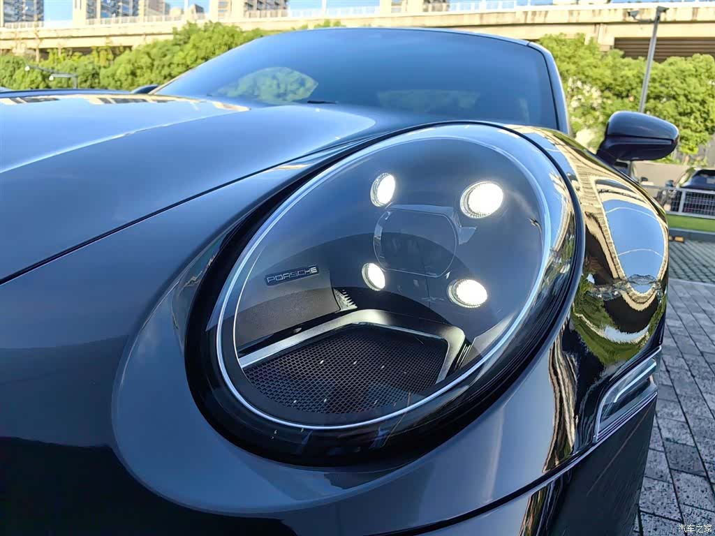 Porsche 911, 2023 8