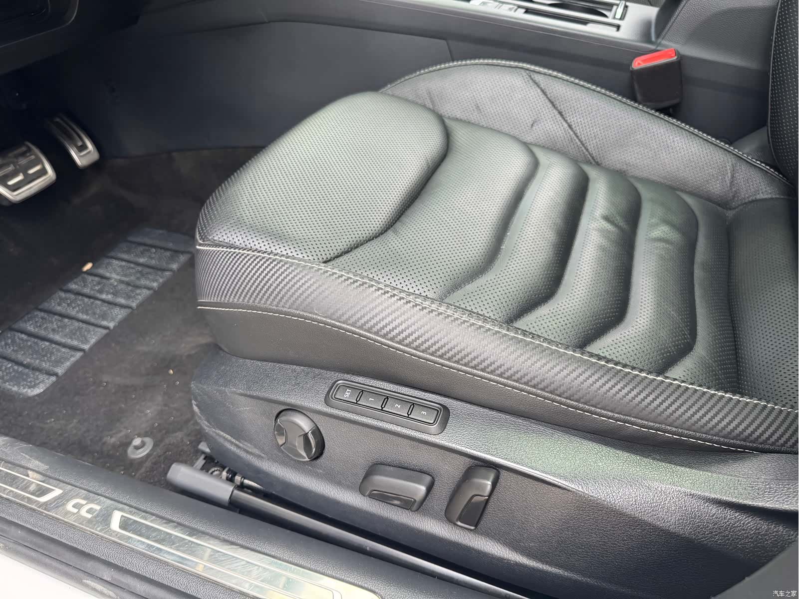 Volkswagen CC, 2019 19
