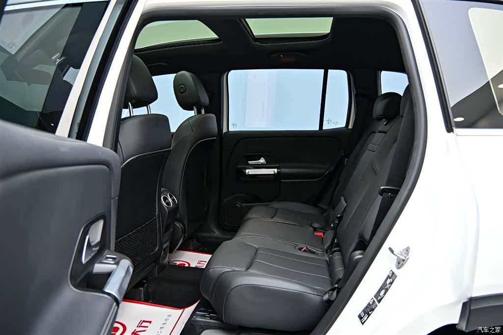 Mercedes-Benz GLB, 2022 12