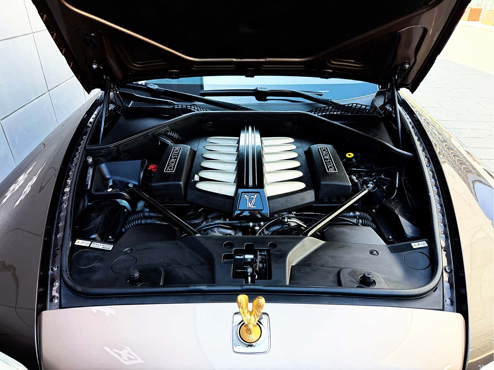 Rolls-Royce Ghost, 2014 27