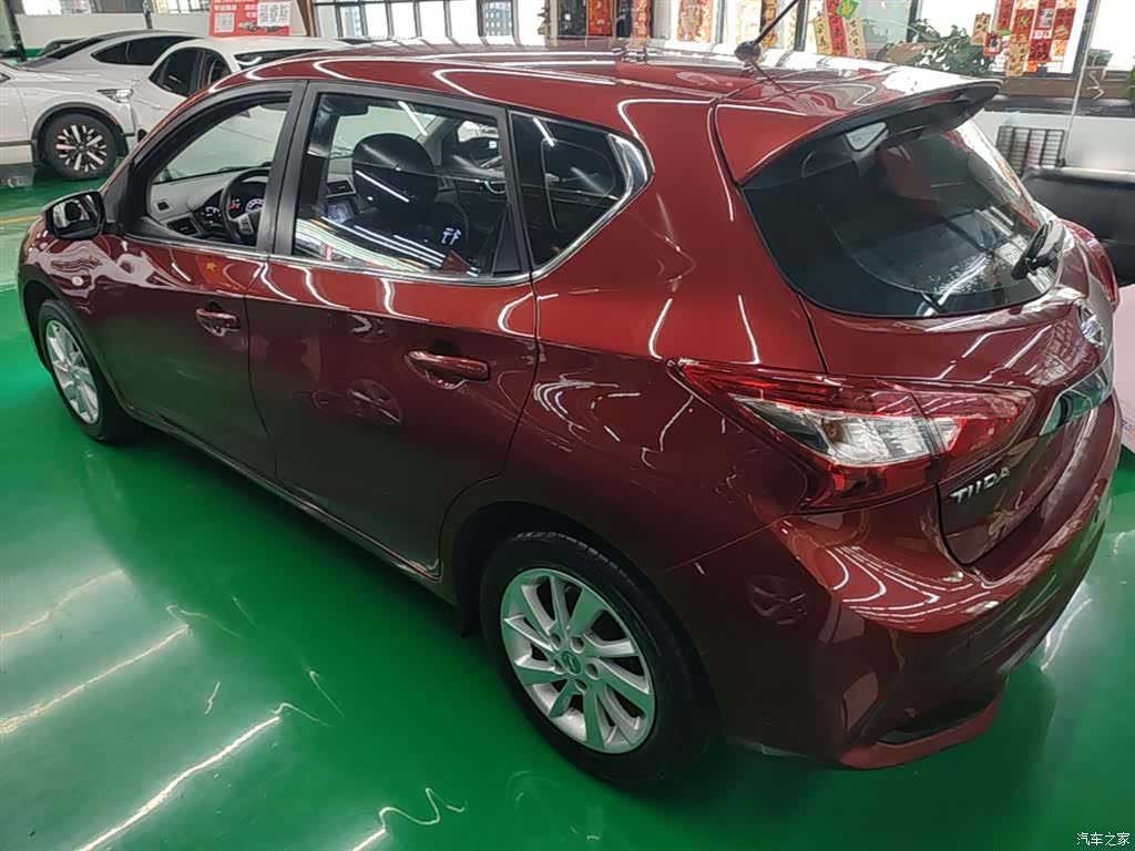 Nissan Tiida, 2016 все фото