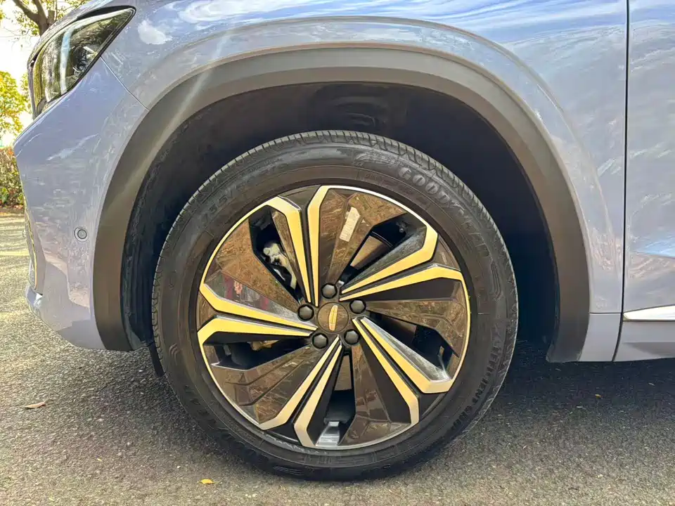 Geely Monjaro plug-in-hybrid