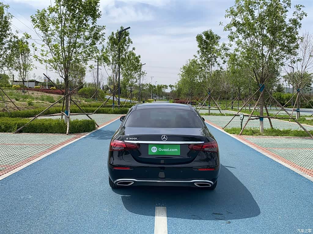 Mercedes-Benz E-Class, 2023 6