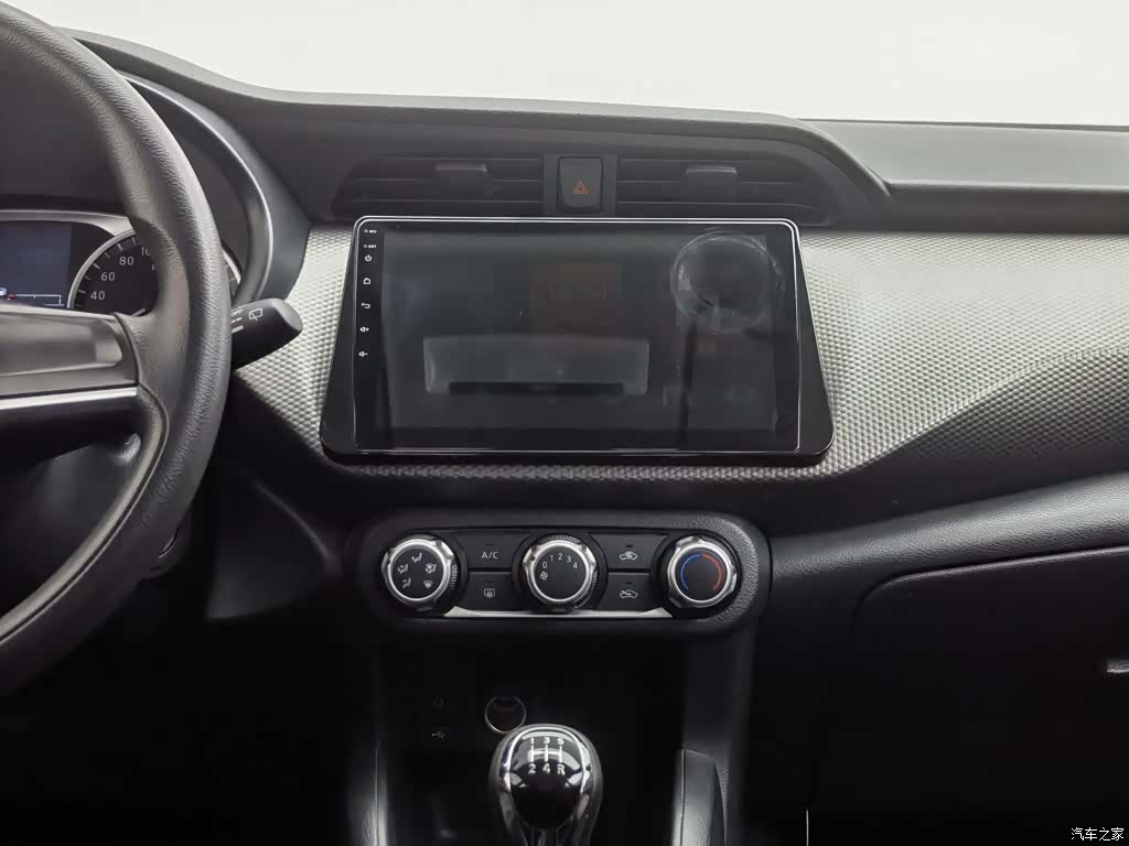 Nissan Kicks, 2018 12