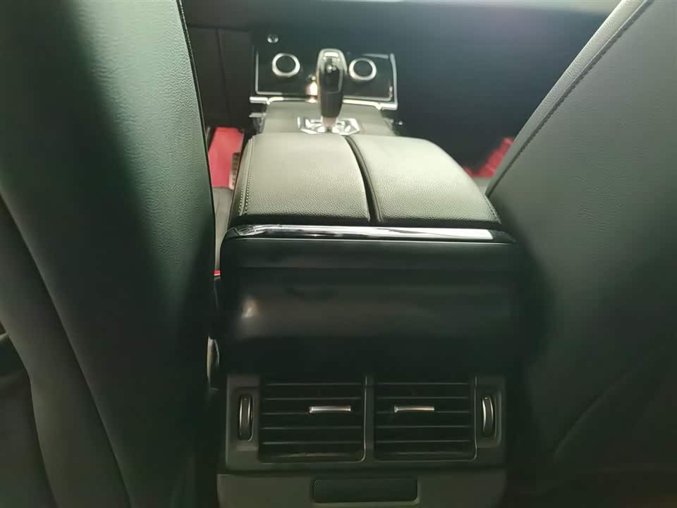 Land Rover Range Rover Aurora