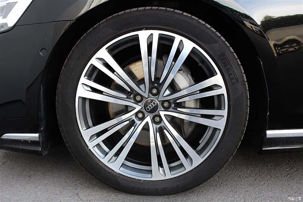 Audi A8L, 2024 9