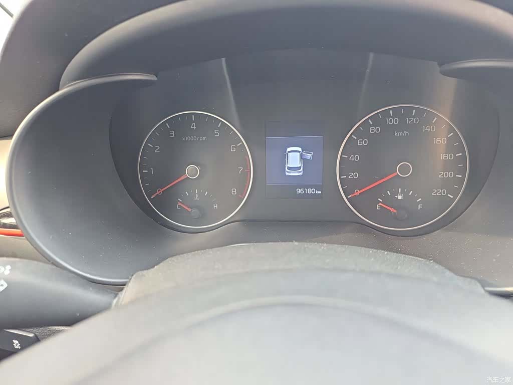 Kia KX, 2018 11