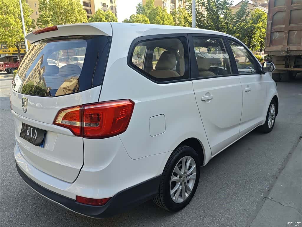 Wuling 730, 2018 11
