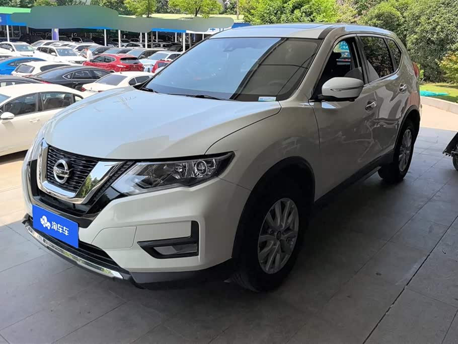 Nissan Qijun