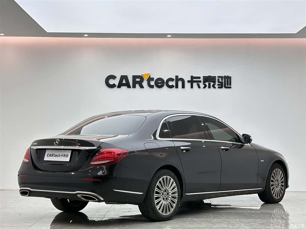 Mercedes-Benz E-Class, 2020 все фото