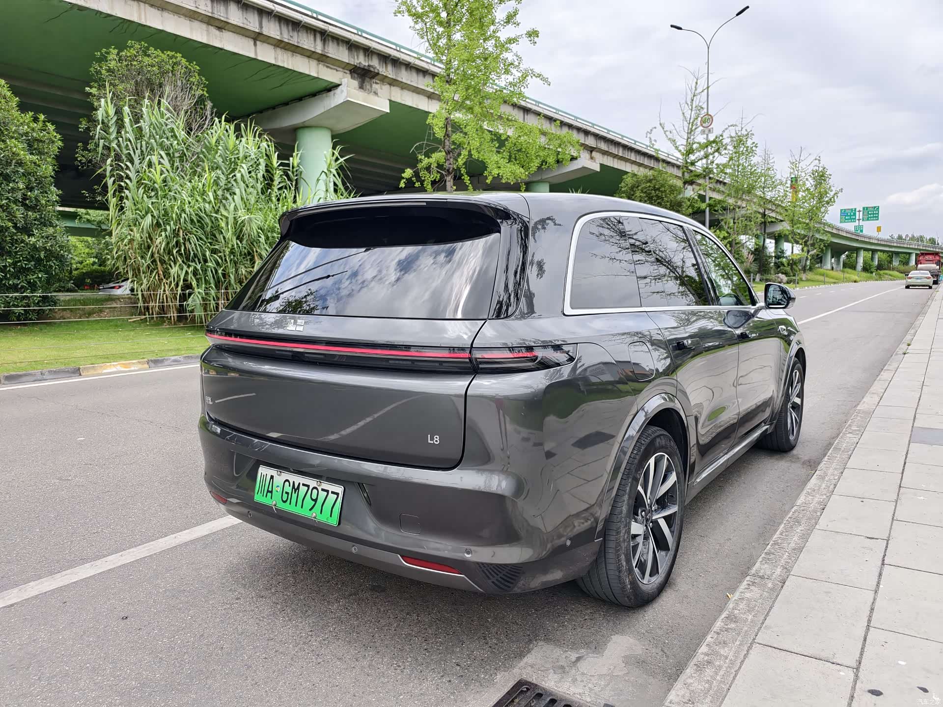Li Auto L8, 2023 все фото