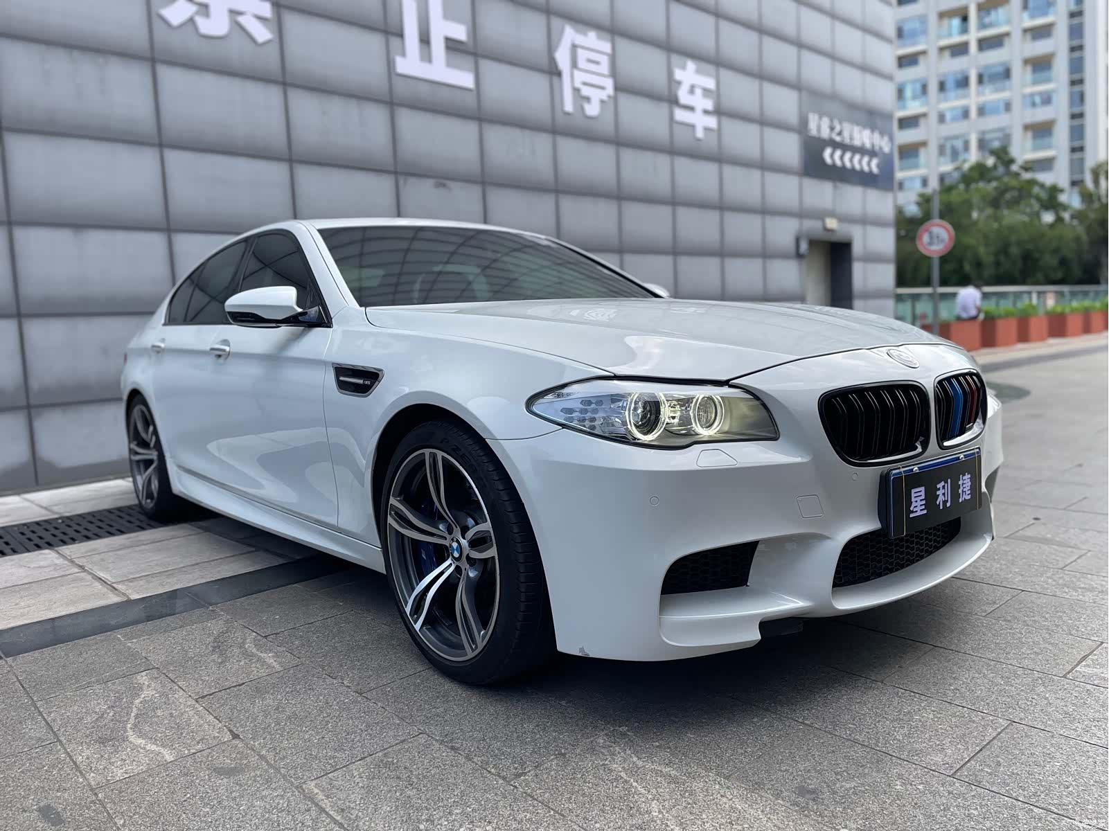 BMW M5, 2012 3