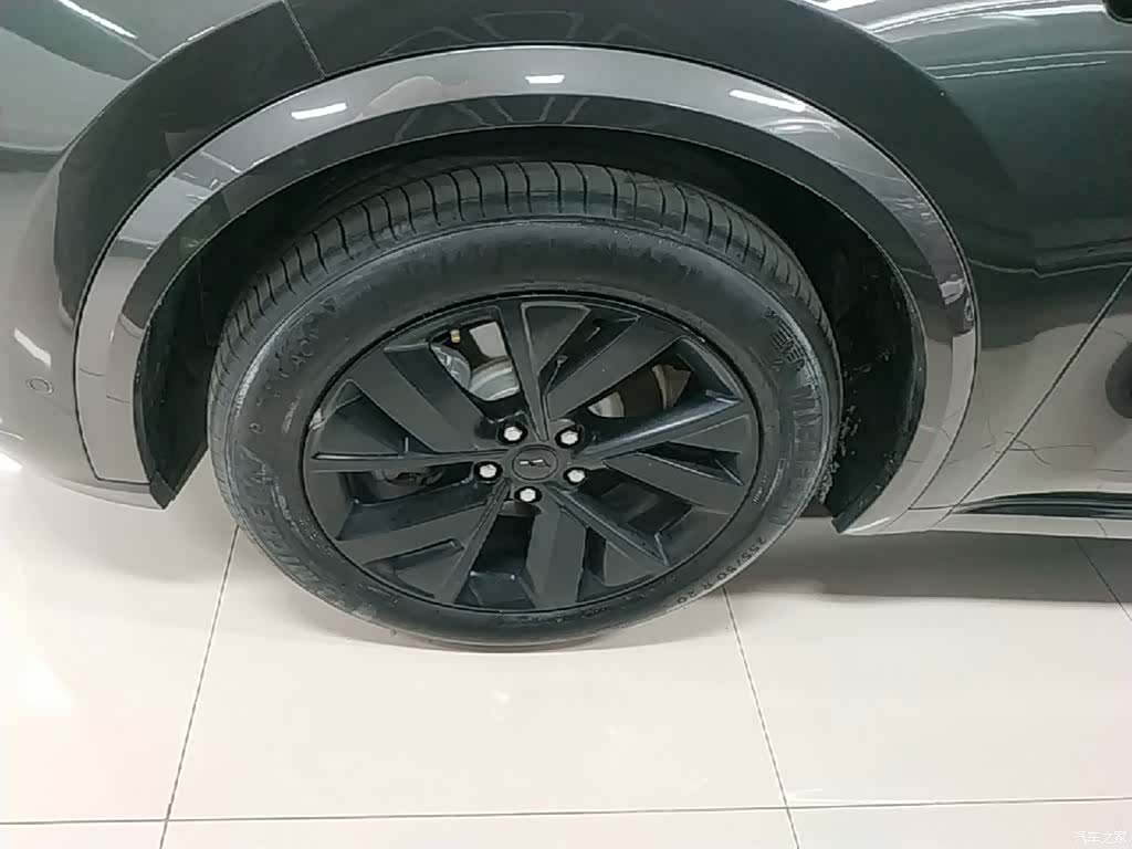 Li Auto L8, 2023 23