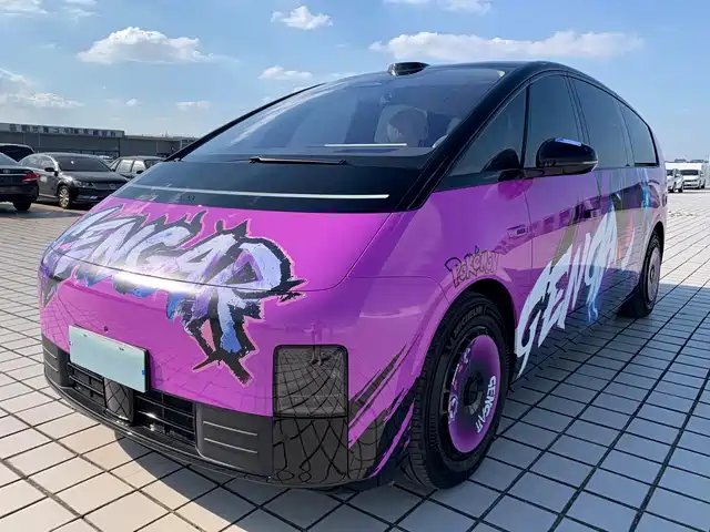 Li Auto MEGA 2025 — купить из Китая под заказ
