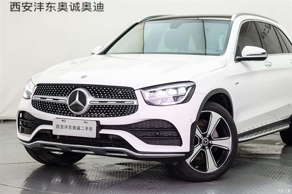 Mercedes-Benz GLC, 2023 23