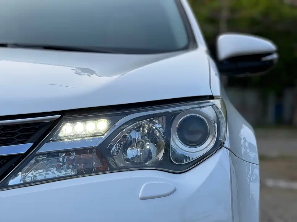 Toyota RAV4 Rongfang