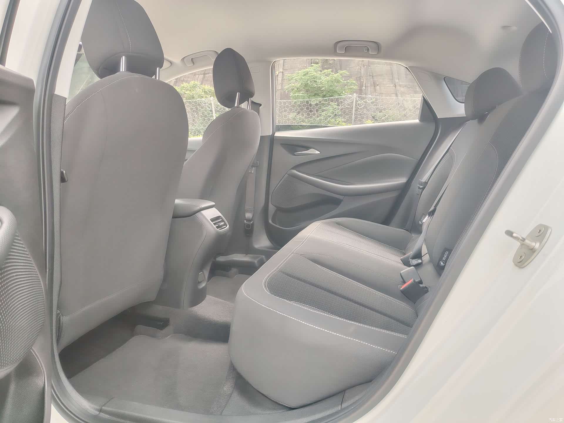 Buick Verano, 2023 12