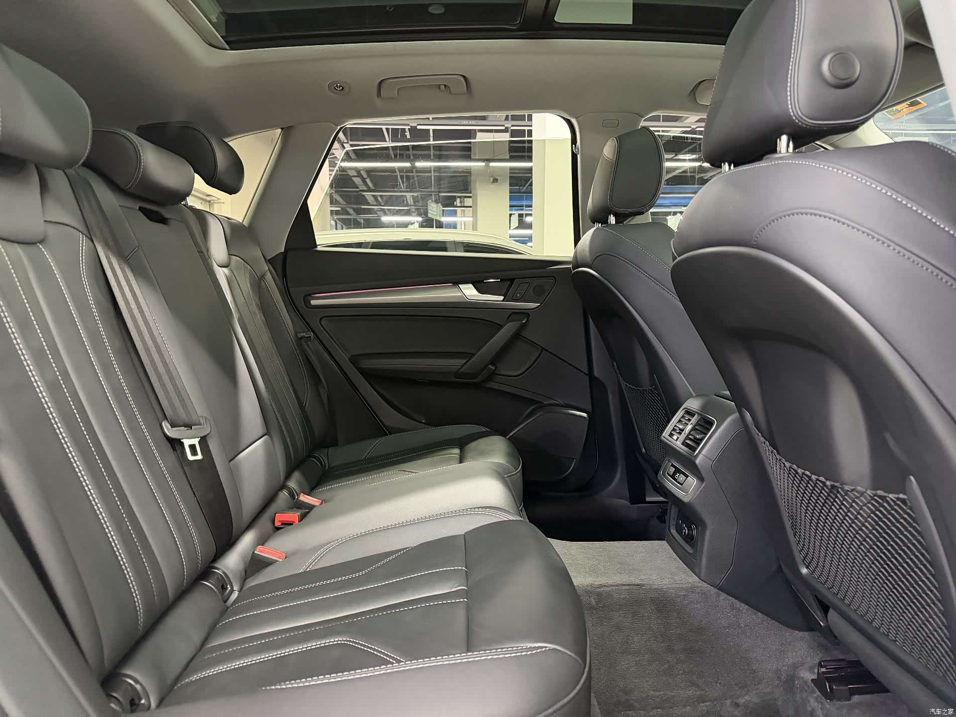 Audi Q5L, 2022 4