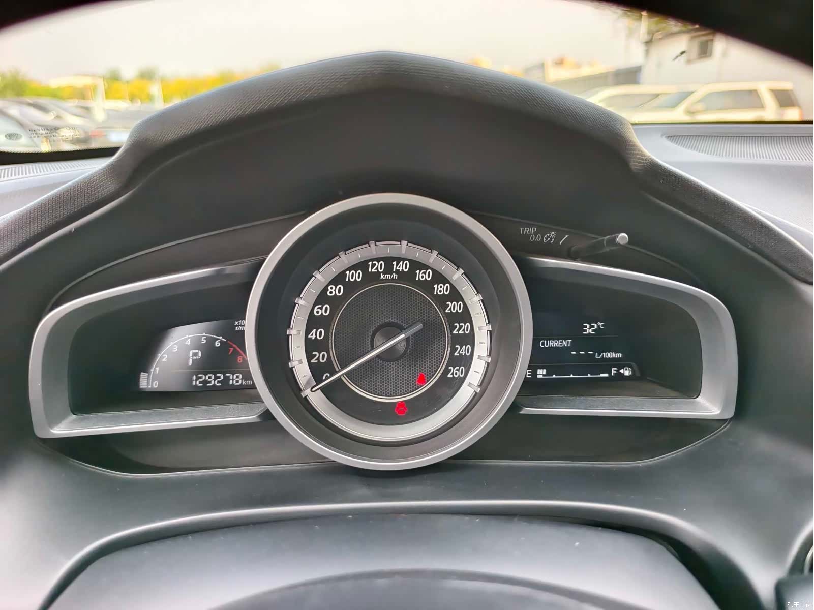 Mazda CX-4, 2016 8