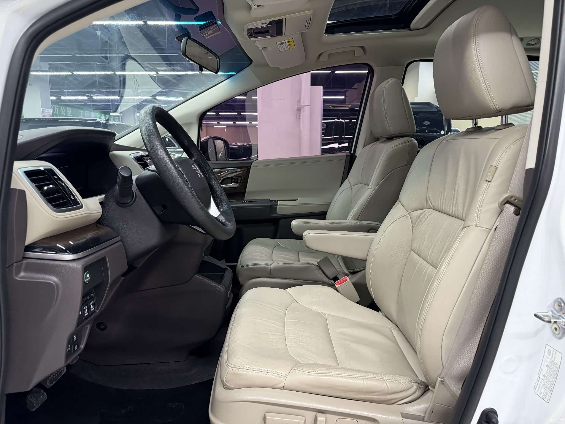 Honda Odyssey, 2017 12