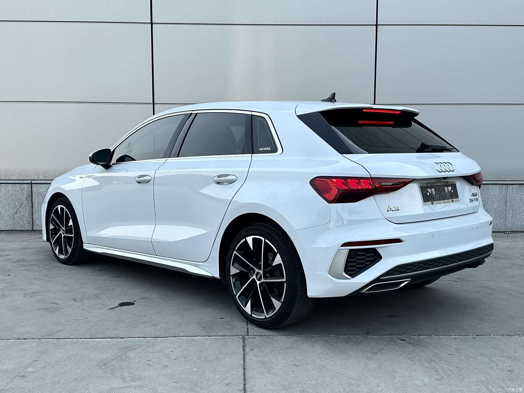 Audi A3, 2022 все фото